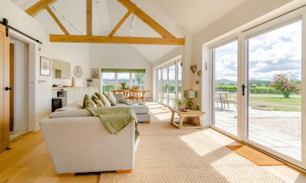 2 Bed in Hilmarton 4