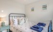 2 Bed in Staplecross 5