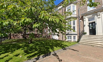 5 Bed in Sunderland 1