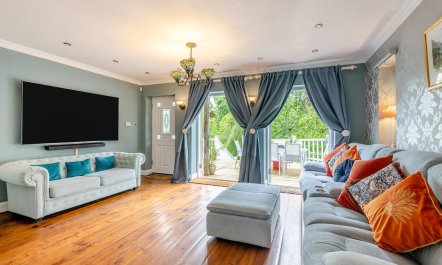 4 Bed in Meopham 5