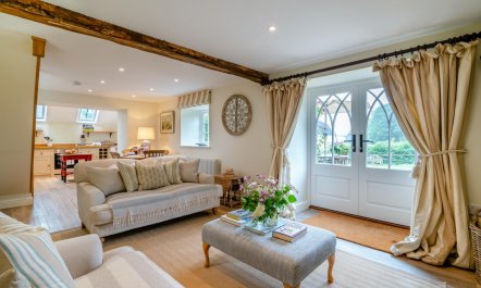 2 Bed in Chebbard 5