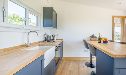 1 Bed in Dalry 6