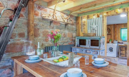 1 Bed in Bream 9