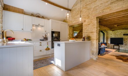 1 Bed in Stour Provost 3