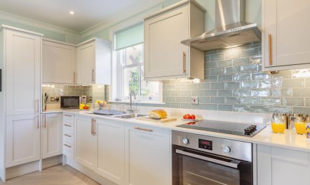 2 Bed in Beaumaris 3