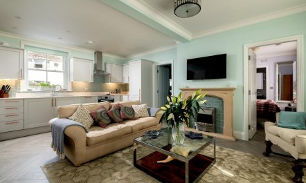 2 Bed in Beaumaris