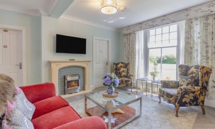 2 Bed in Beaumaris 6