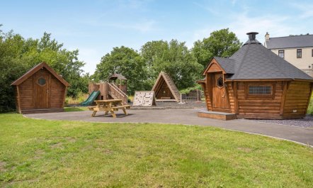 1 Bed in Mynyddislwyn 1
