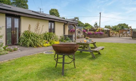1 Bed in Mynyddislwyn