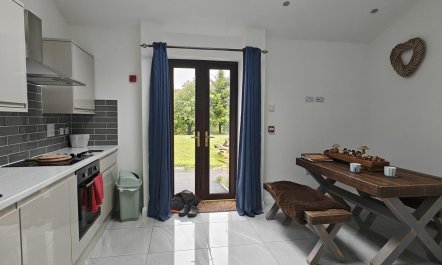 1 Bed in Mynyddislwyn 3