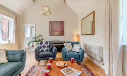 2 Bed in Laxton 3
