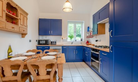 2 Bed in Laxton 6