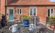 2 Bed in Laxton 0