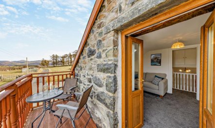 4 Bed in Rhoslefain 1