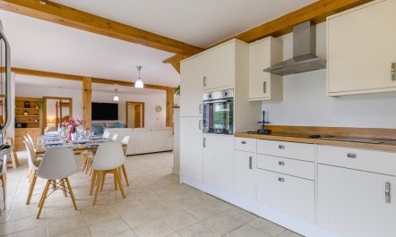 5 Bed in Pentney 8