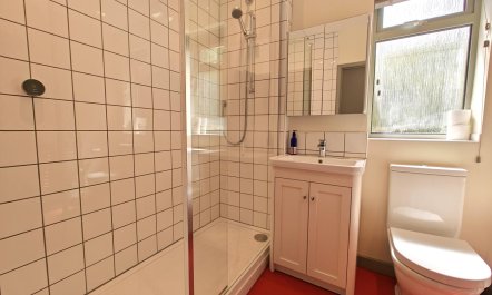 5 Bed in Lambourn 8