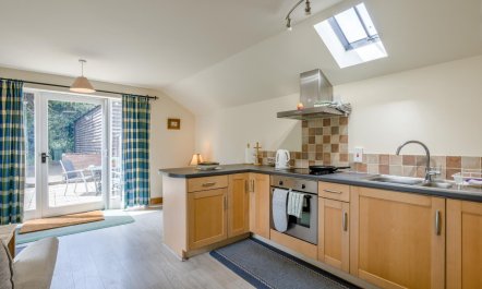 2 Bed in Denton 5