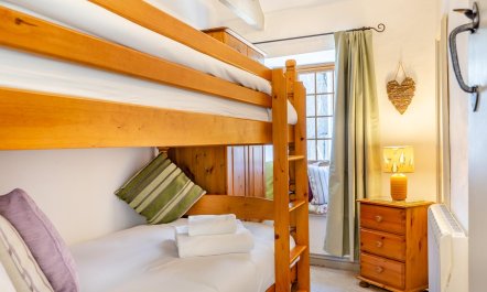 2 Bed in Hayle 7