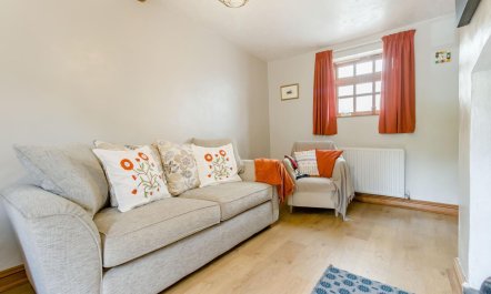 2 Bed in Llanfair Caereinion 8
