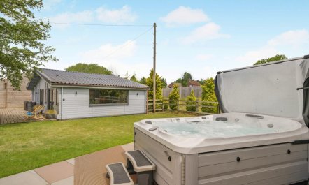 3 Bed in South Raynham 9