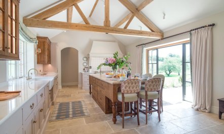 6 Bed in Chebbard