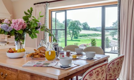 6 Bed in Chebbard 9