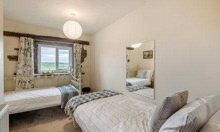 2 Bed in Bradley 6