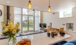 1 Bed in Low Row 9