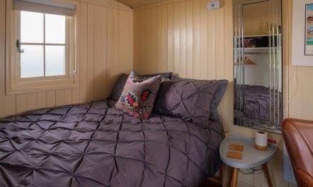 1 Bed in Purleigh 7