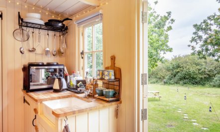 1 Bed in Purleigh 7
