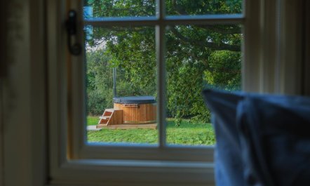 1 Bed in Purleigh 8