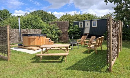 1 Bed in Purleigh 8