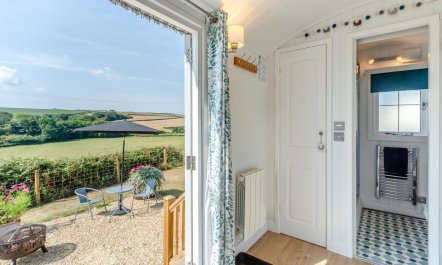 1 Bed in Newton Tracey 6