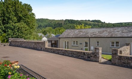 2 Bed in Gilwern