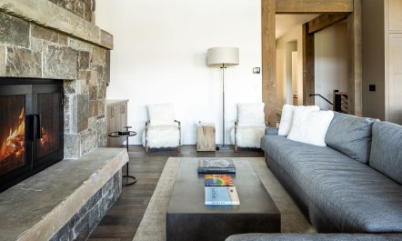 Snowy Peaks Abode 4