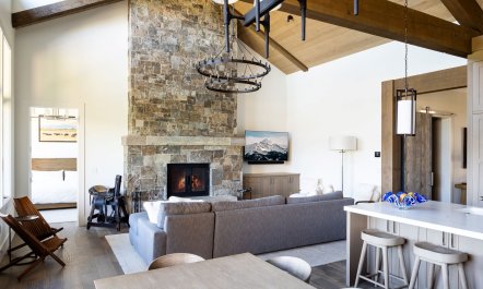 Snowy Peaks Abode 1