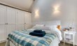 Dinas Cosy 7