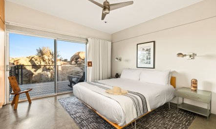 Steel & Stone Desert 7
