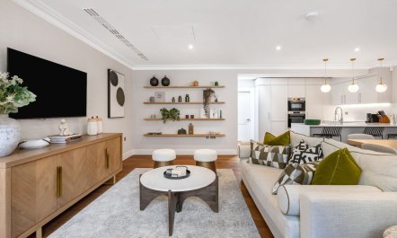 Mayfair Mews 2