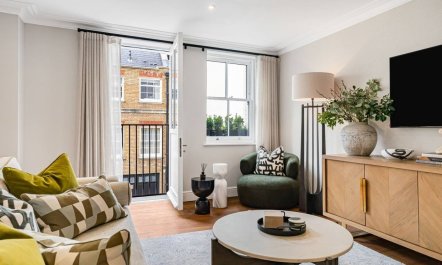 Mayfair Mews 5