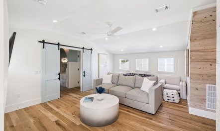 Coastal Charm Retreat 8