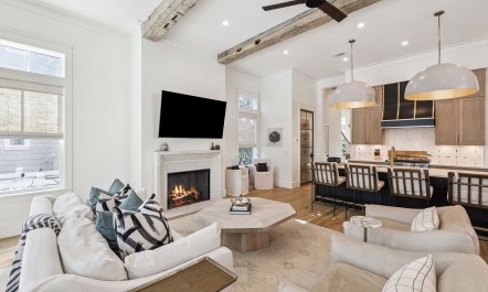 Coastal Charm Retreat 1