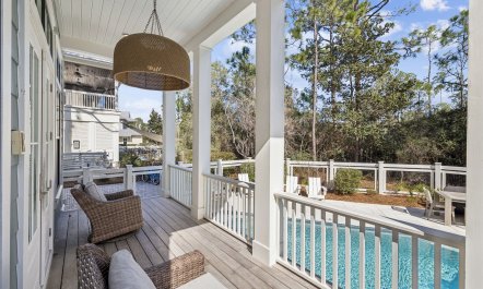 Coastal Charm Retreat 3