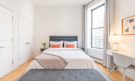 Harlem Light 1