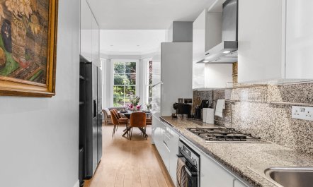 Holland Park Retreat 8