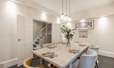 Knightsbridge Porcelain 6