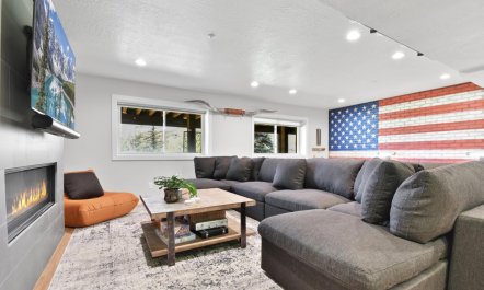 Fairway & Summit 8