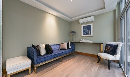 Marble & Mayfair 6
