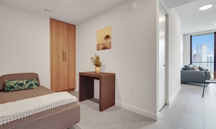 Bayfront Modern 8