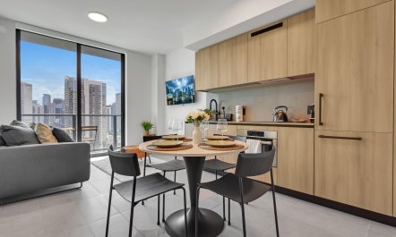 Bayfront Modern 4
